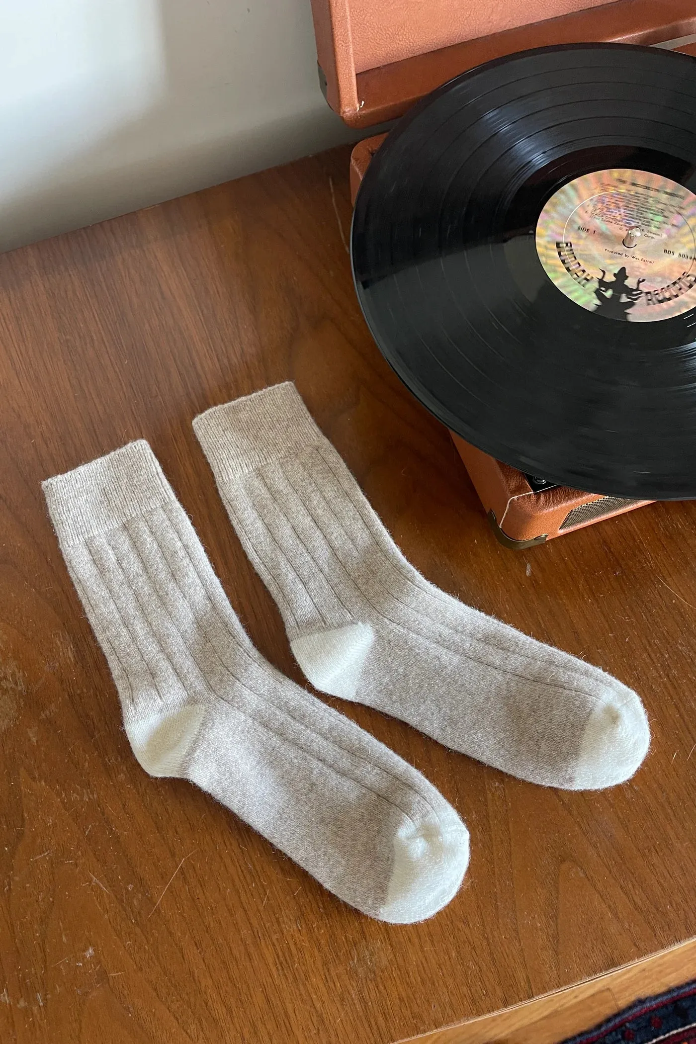 Classic Cashmere Socks | Fawn