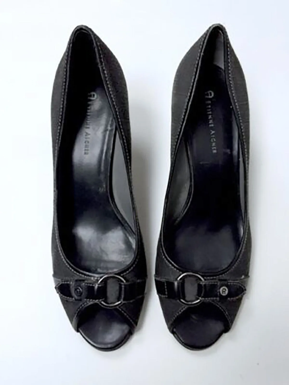 Etienne Aigner Size 10 Charcoal Gray Pumps