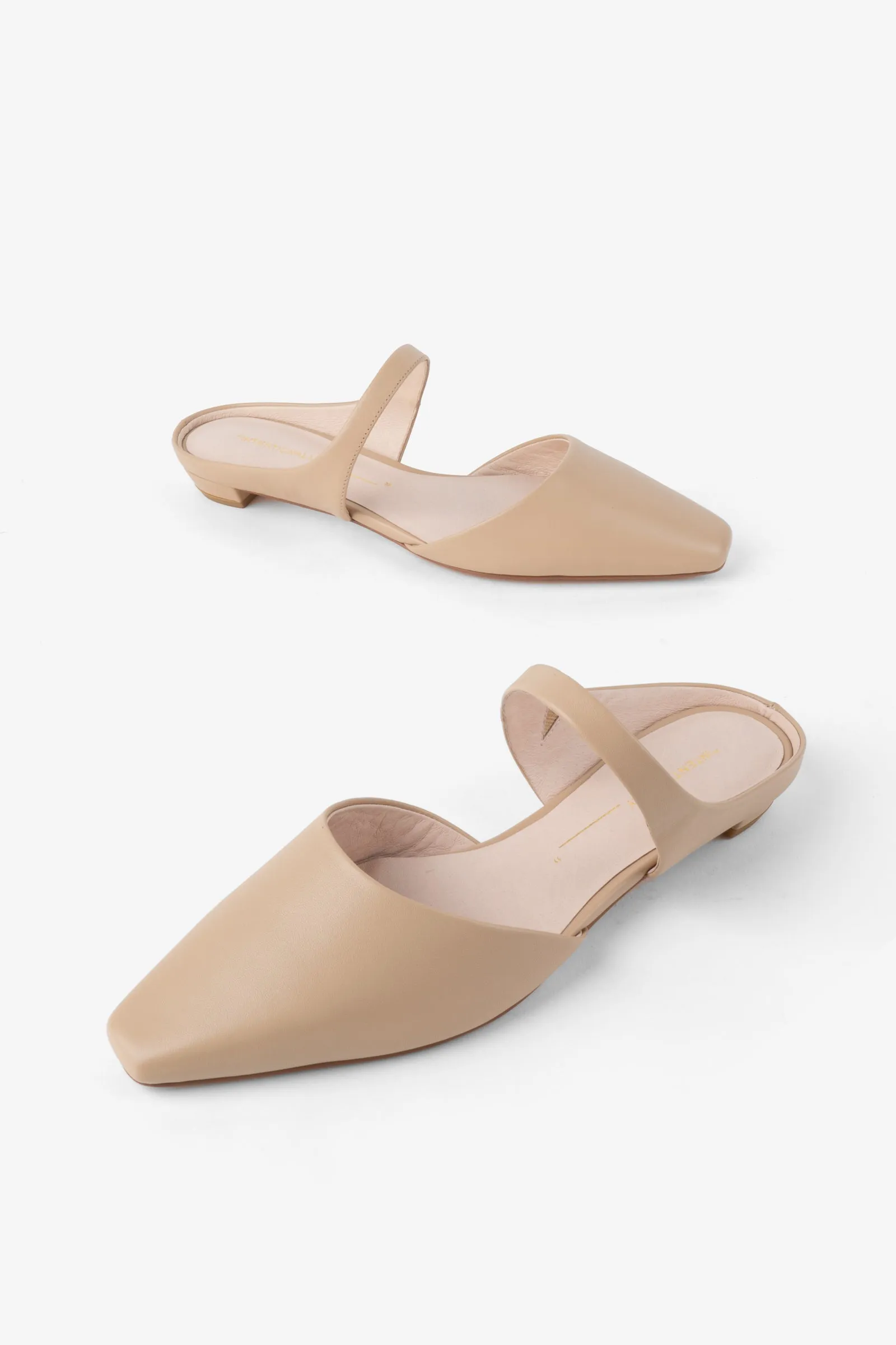 LOURDES SLIP ON MULE