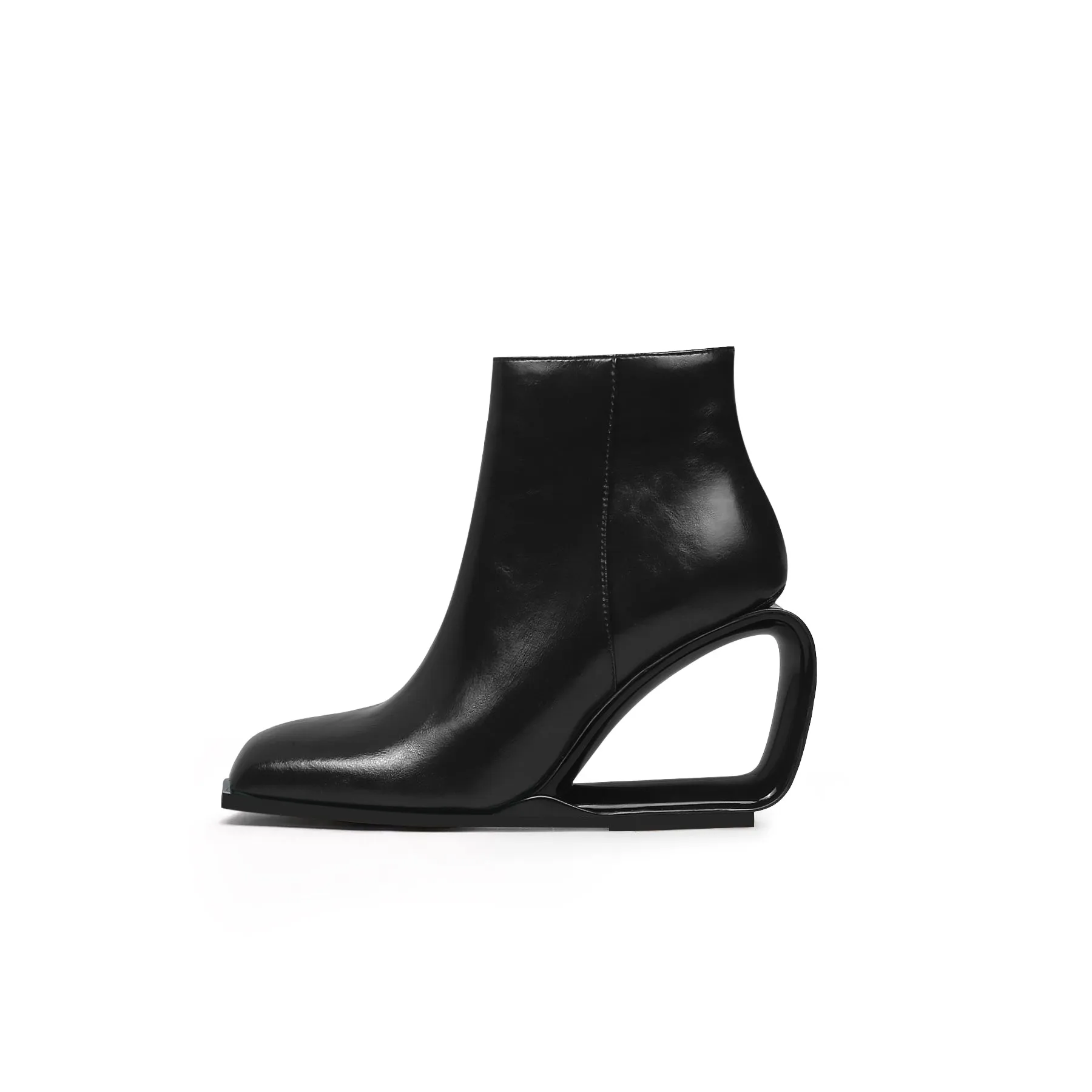 Venus Hollow Wedge Leather Boots