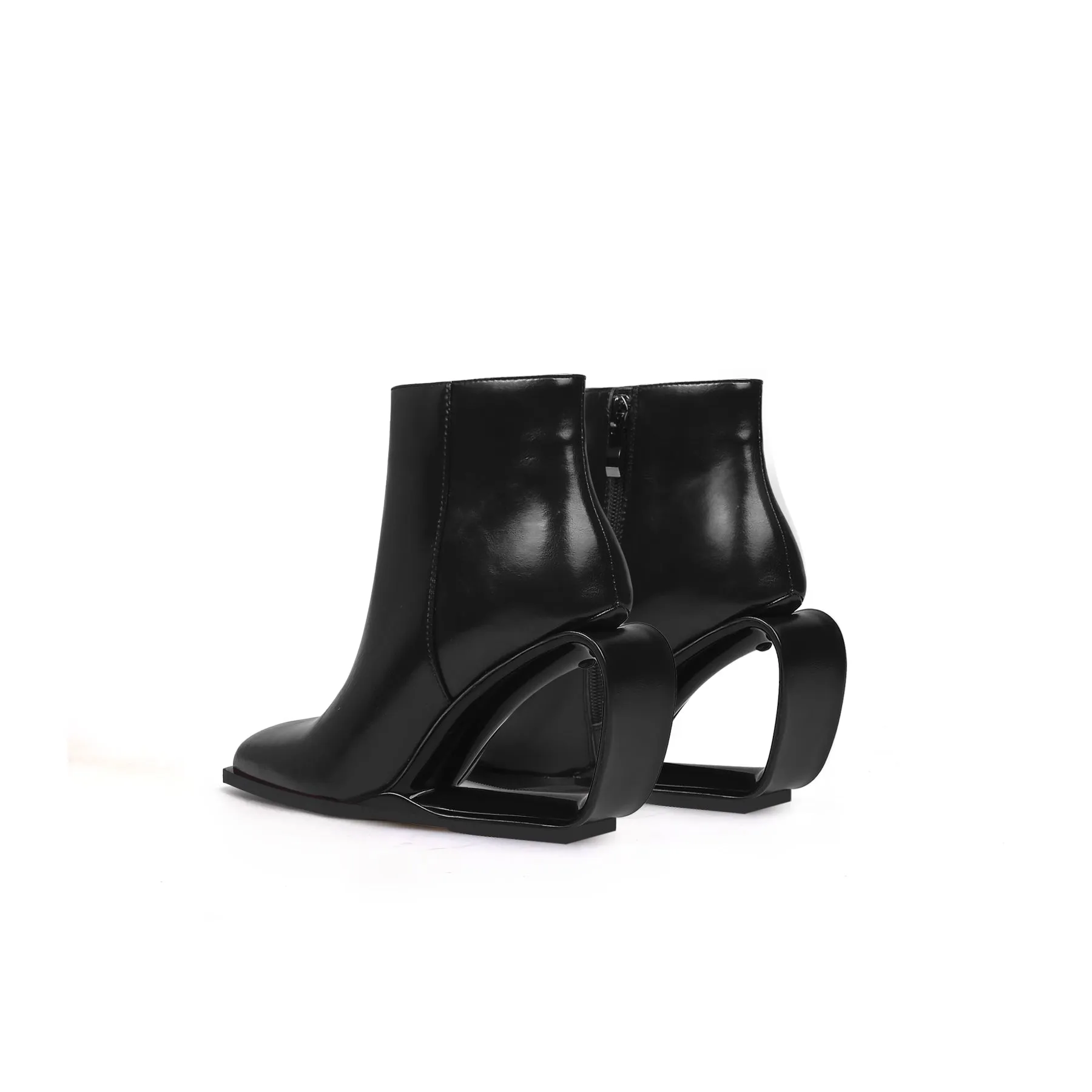 Venus Hollow Wedge Leather Boots